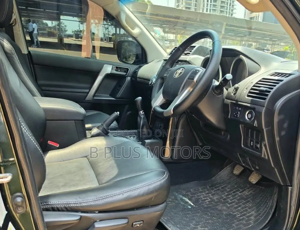 Toyota Land Cruiser Prado 2014 Green
