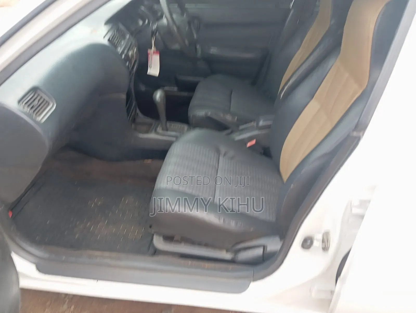 Toyota Corolla 2003 White