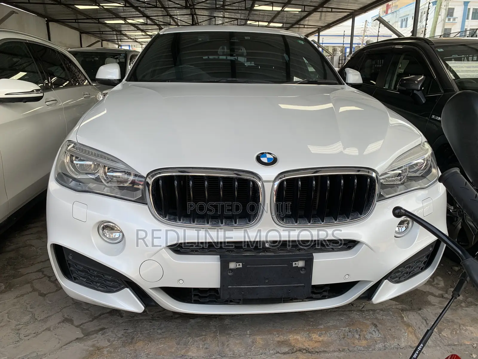 BMW X6 xDrive35i AWD 2019 Off white