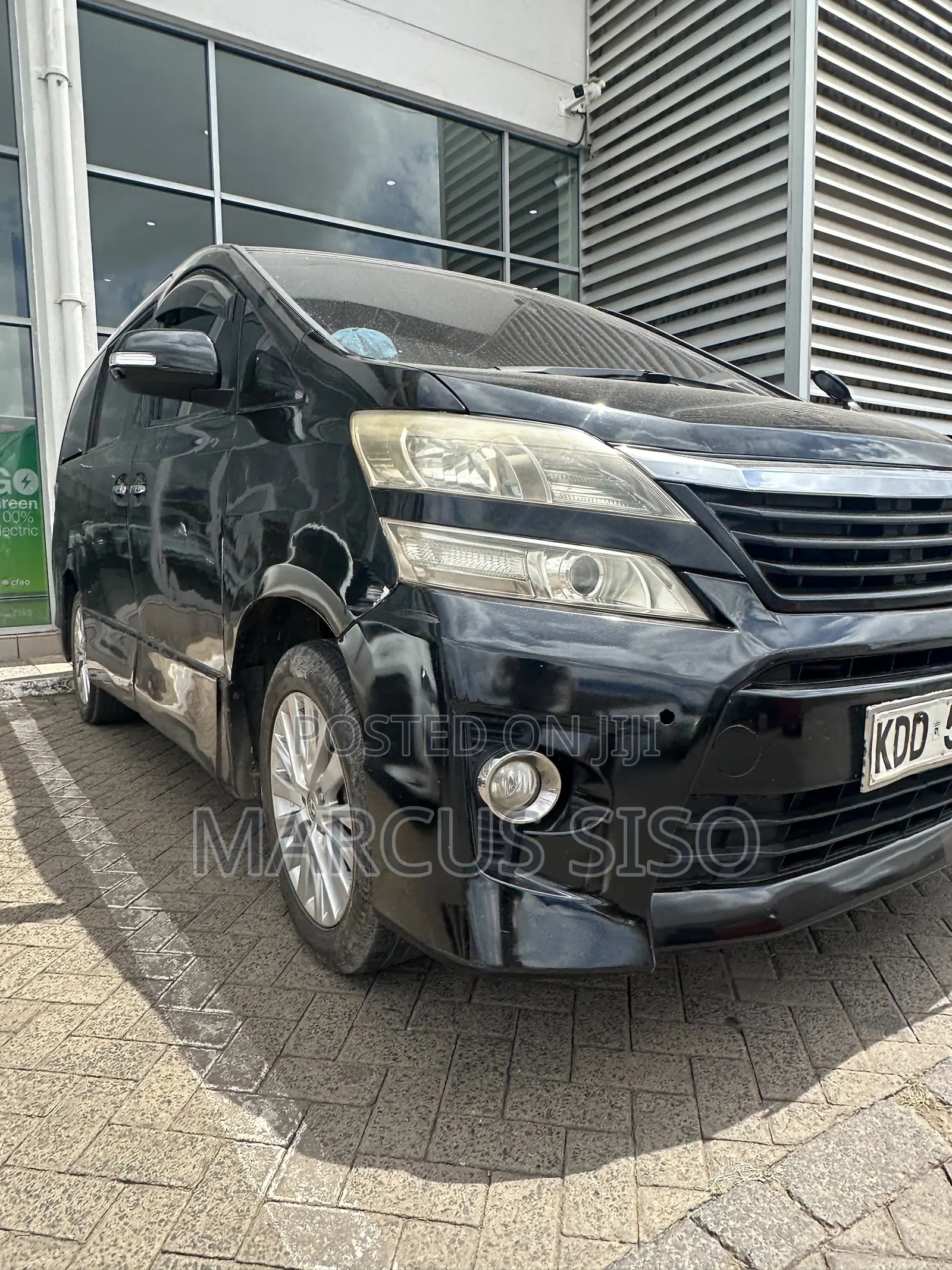 Toyota Vellfire 2014 Black