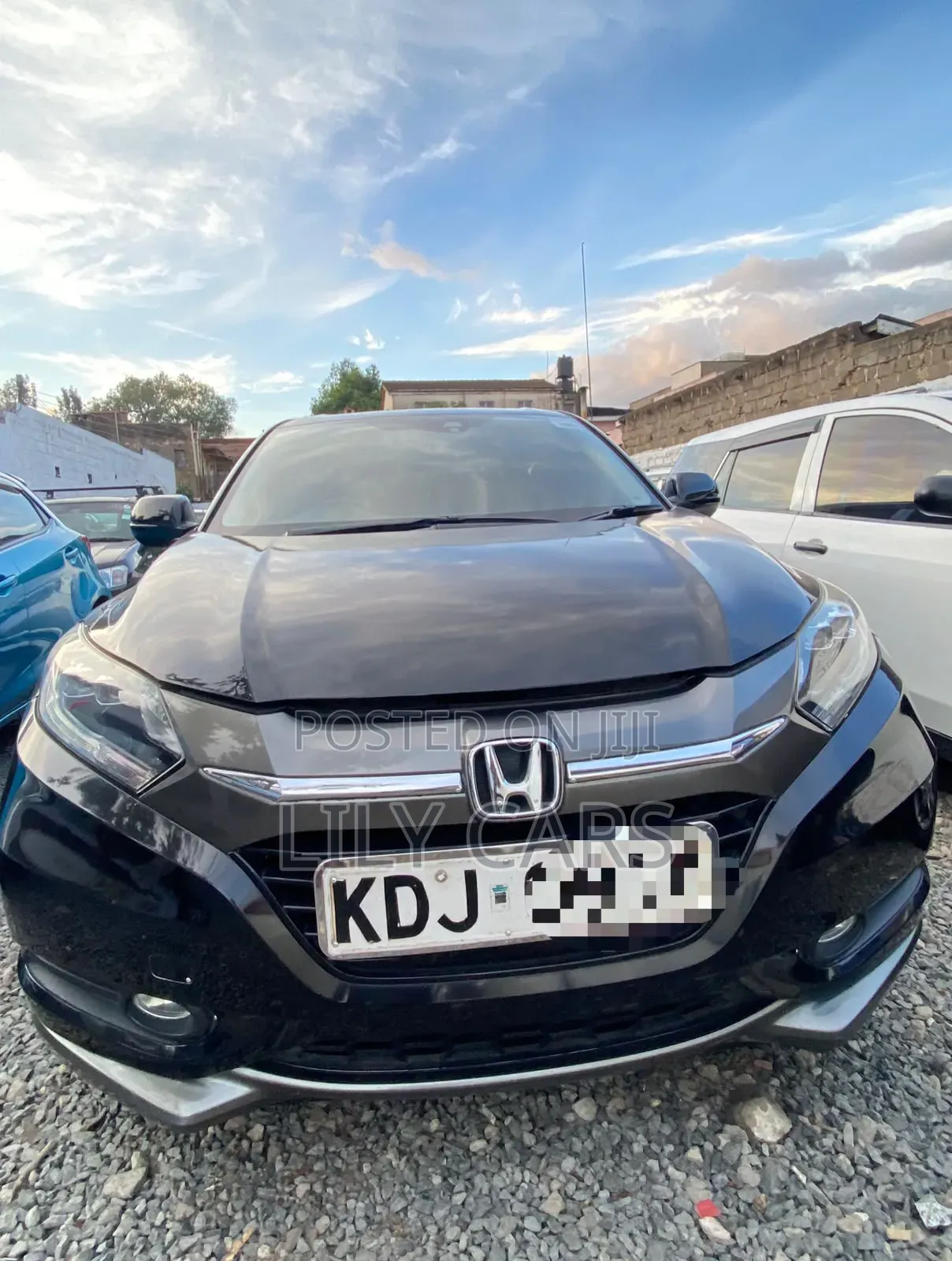Honda Vezel 1.5 Hybrid 2WD 2015 Black