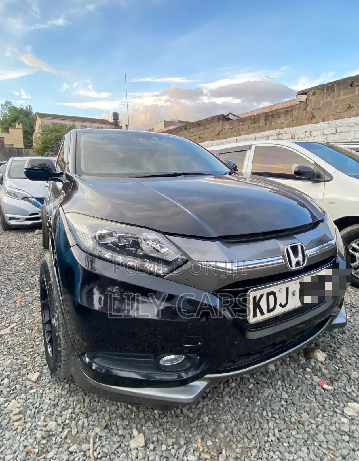 Honda Vezel 1.5 Hybrid 2WD 2015 Black