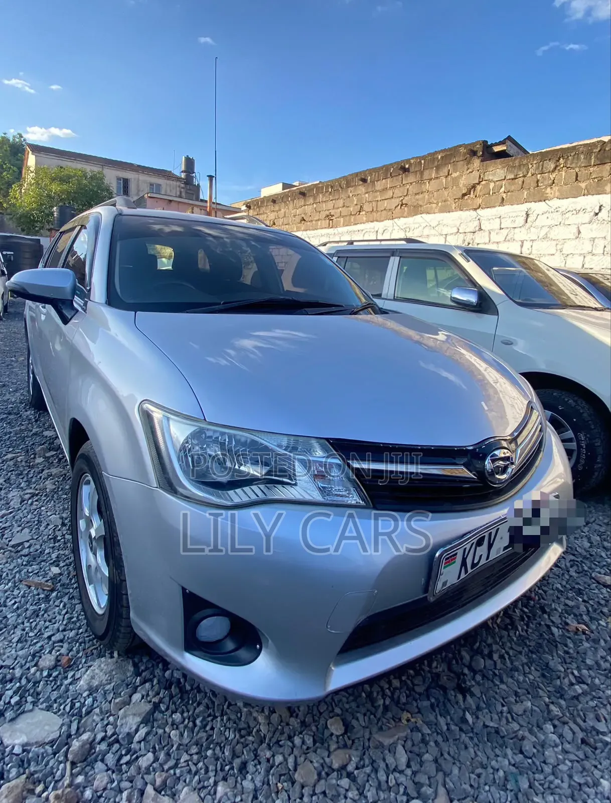 Toyota Corolla Fielder 2013 Silver