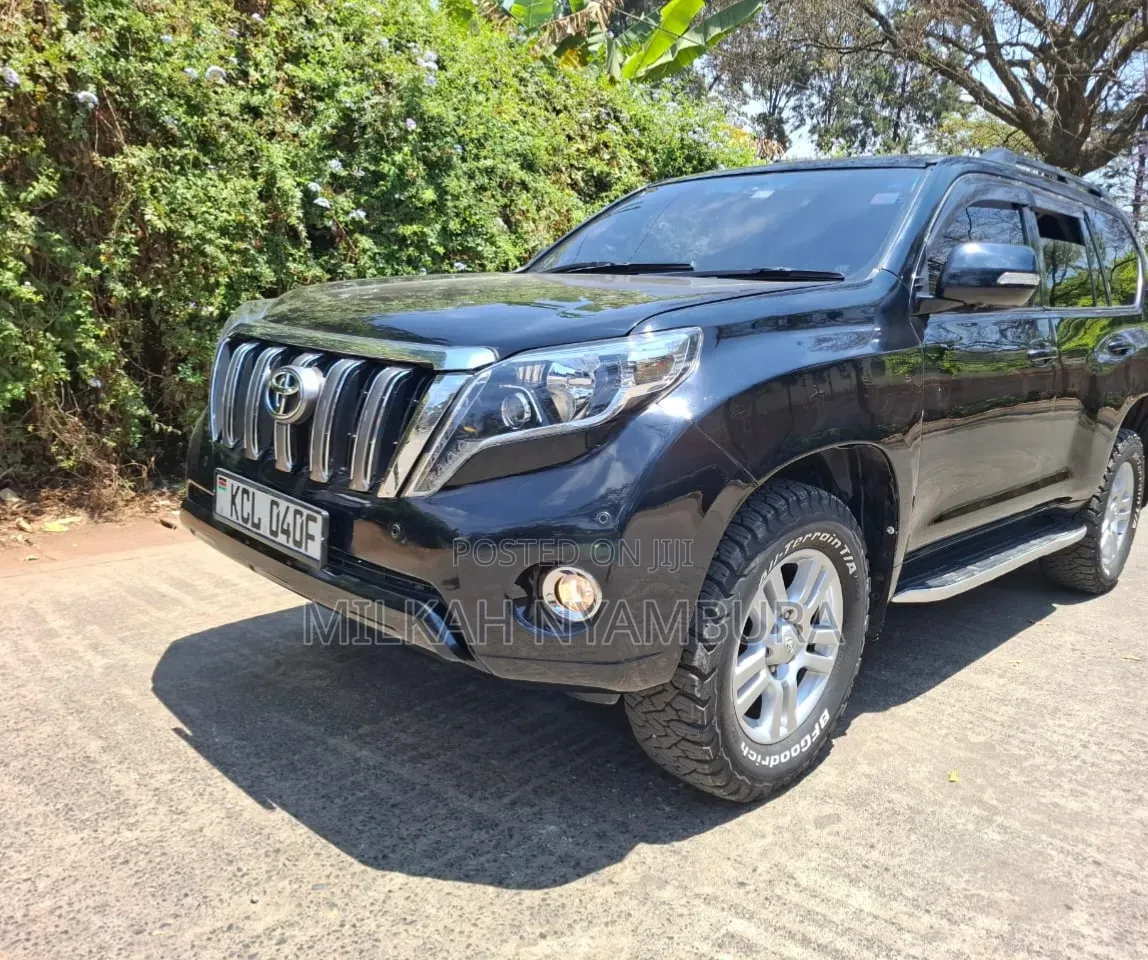 Toyota Land Cruiser Prado 2011 Black