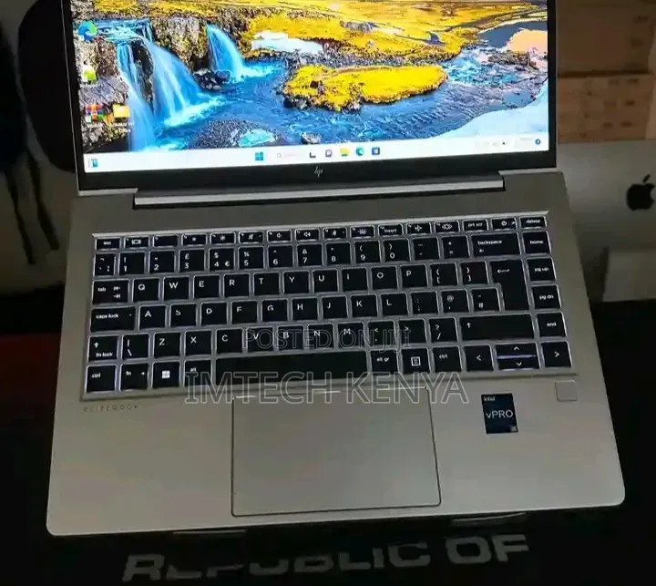 Laptop HP EliteBook 640 G9 16GB Intel Core i5 SSD 256GB