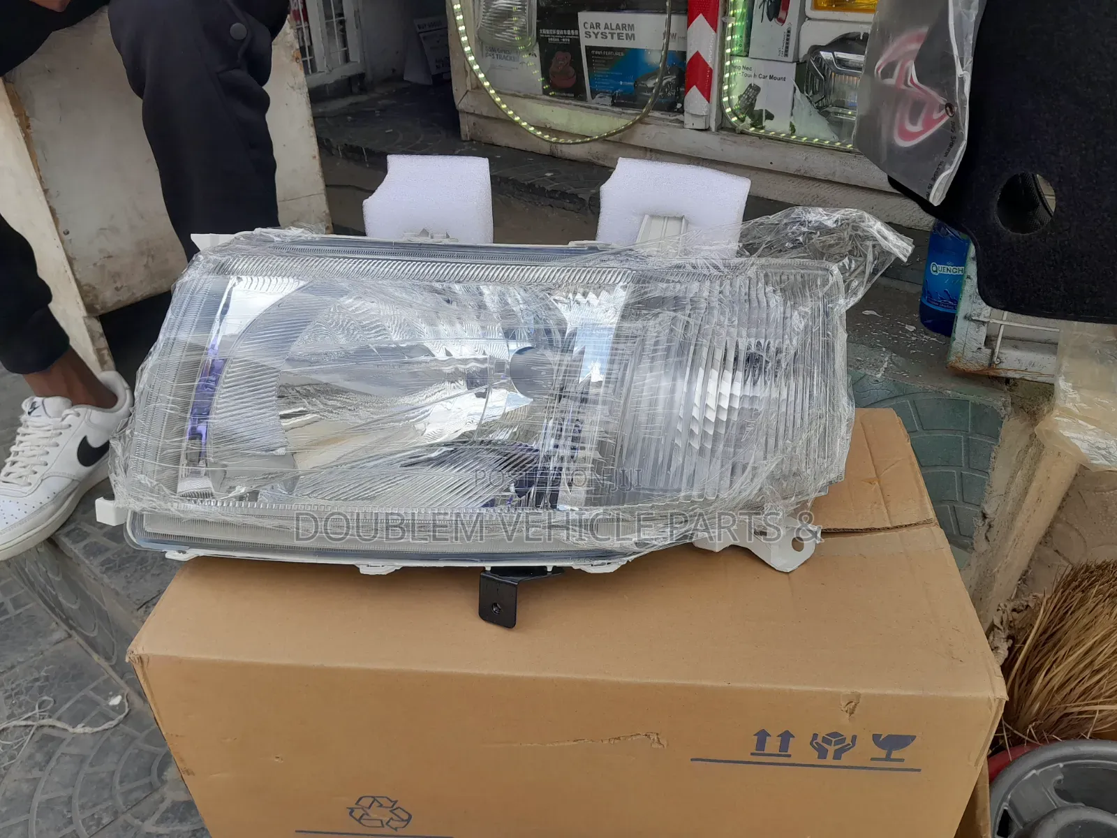 Headlamp/Light/Front Lamp/Light Toyota Probox 1998-2010 DX Wagon 2005