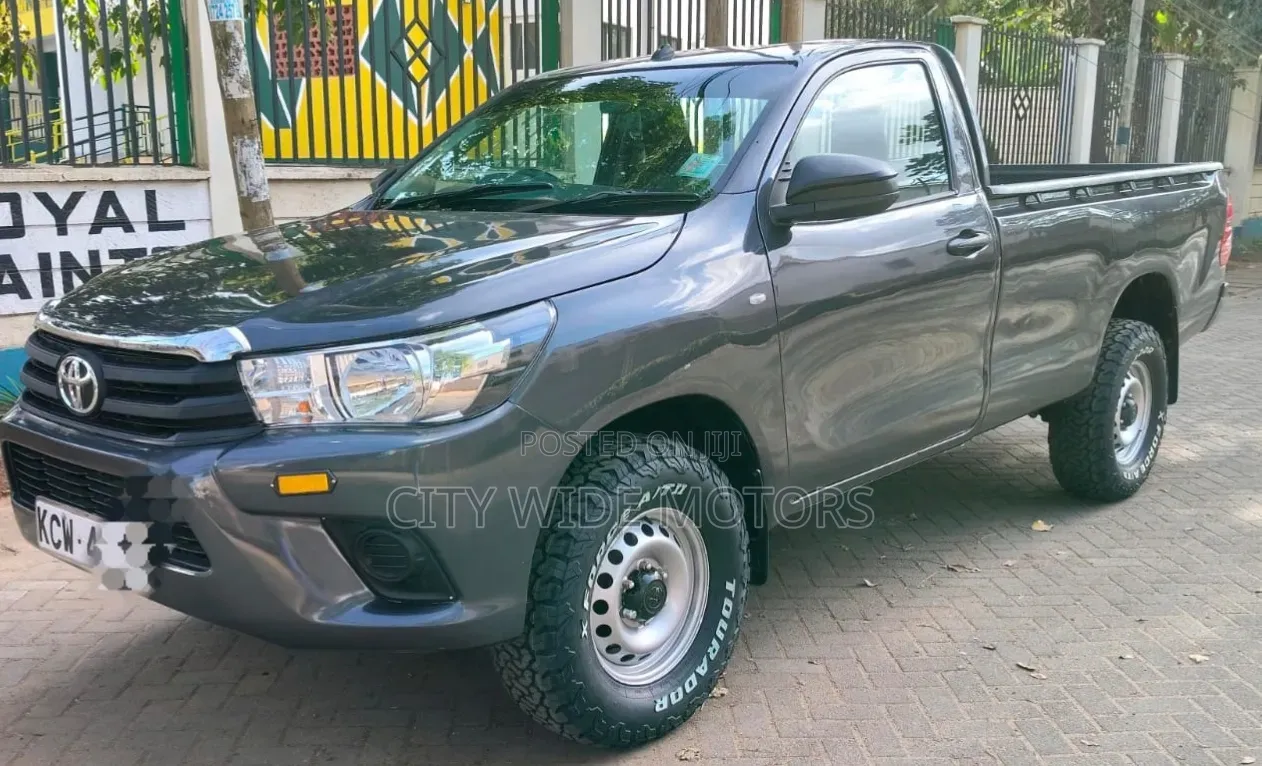 Toyota Hilux Revo Single Cab Deisel 2.8 AWD 2019 Gray
