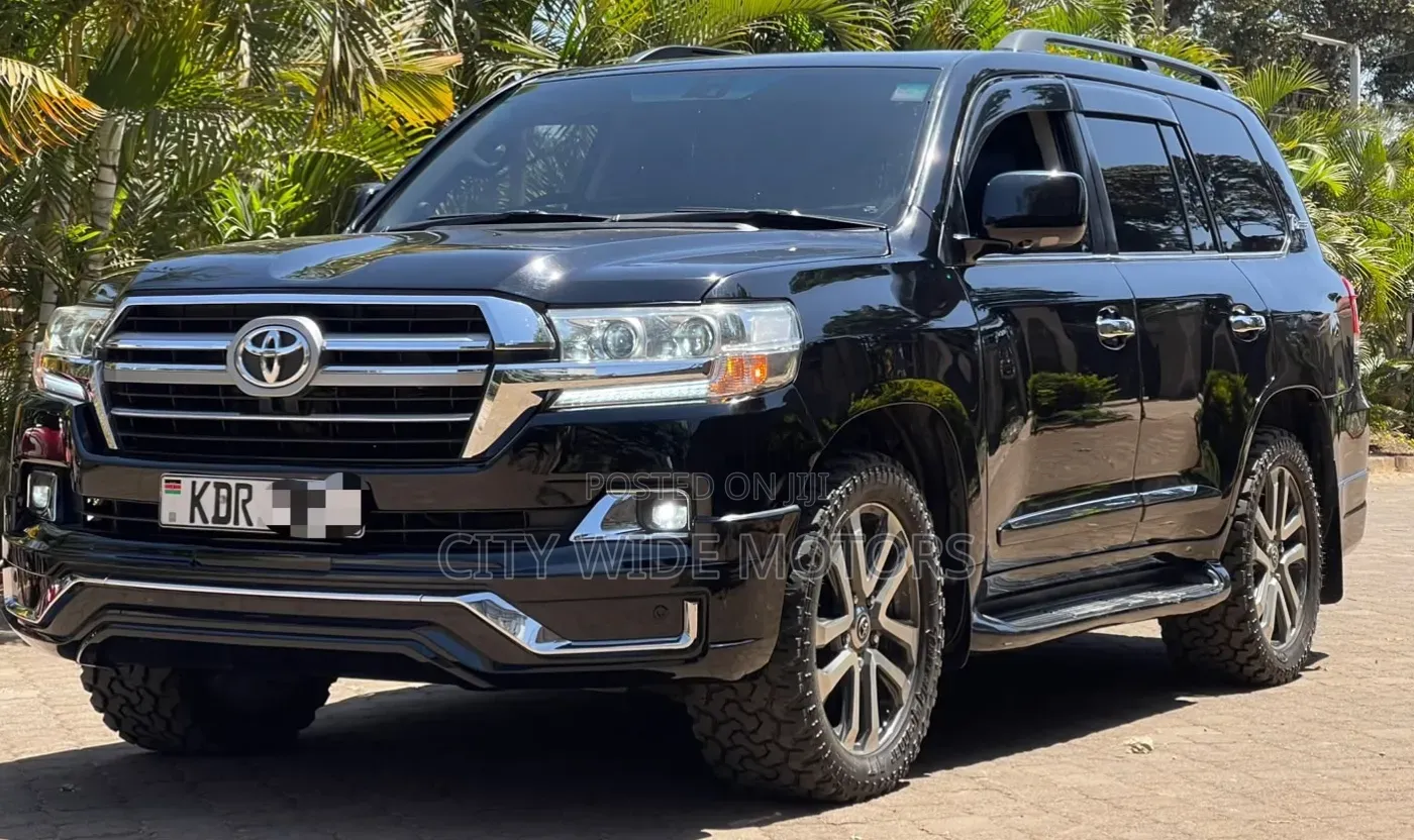 Toyota Land Cruiser 4.6 V8 ZX 2011 Black