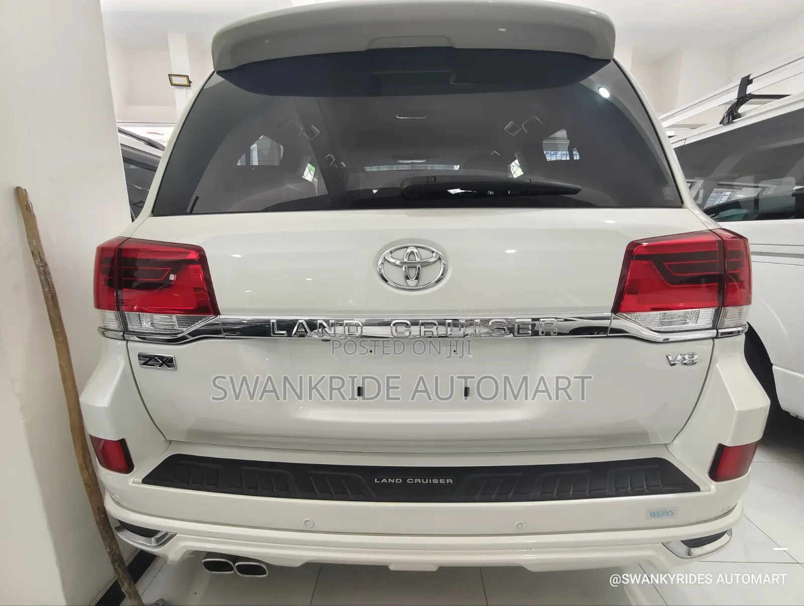 Toyota Land Cruiser 4.6 V8 ZX 2020 White