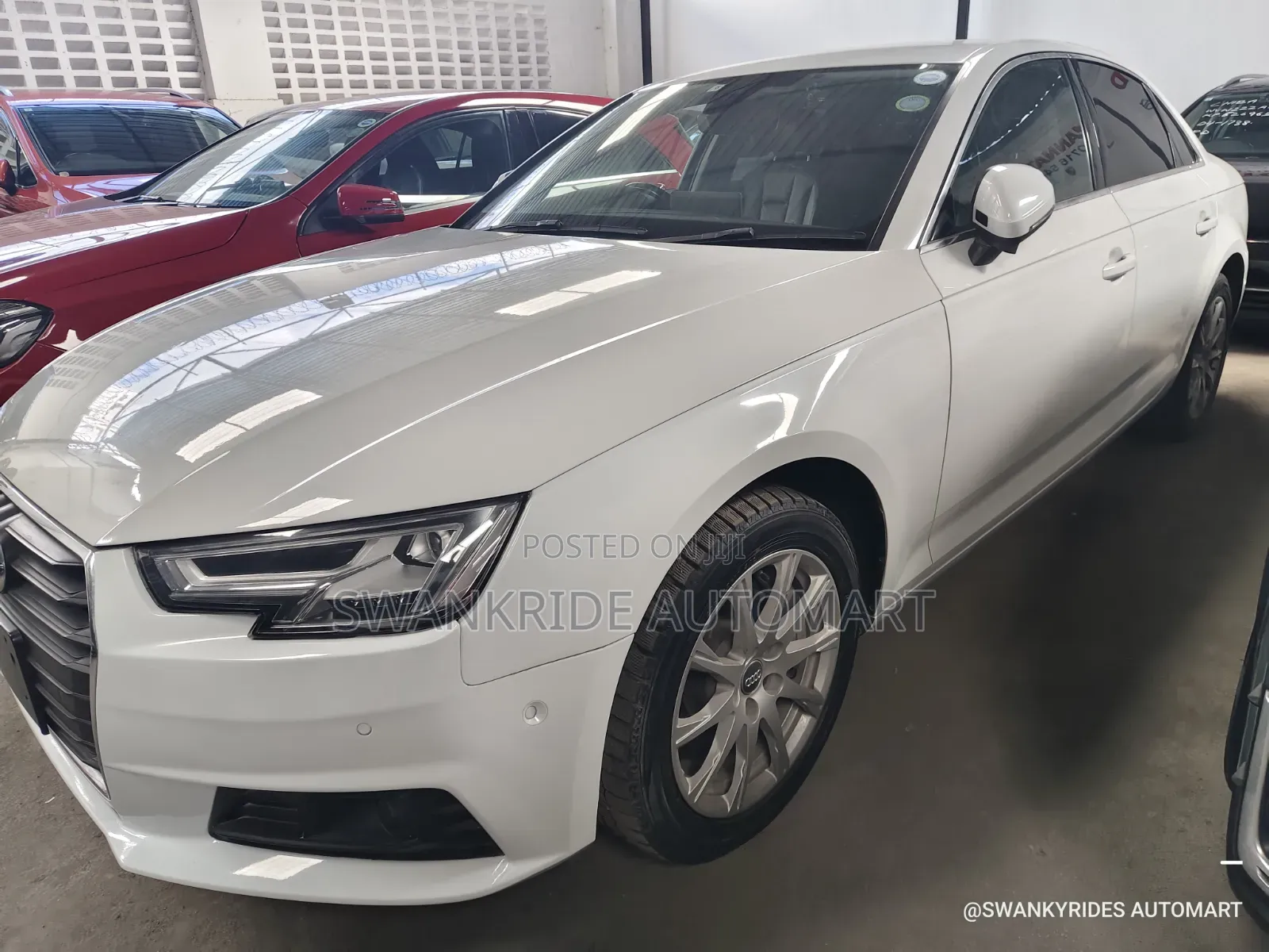 Audi A4 2.0T Premium FWD 2019 White