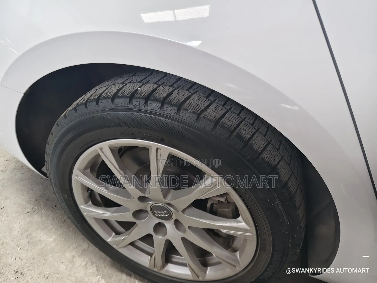 Audi A4 2.0T Premium FWD 2019 White