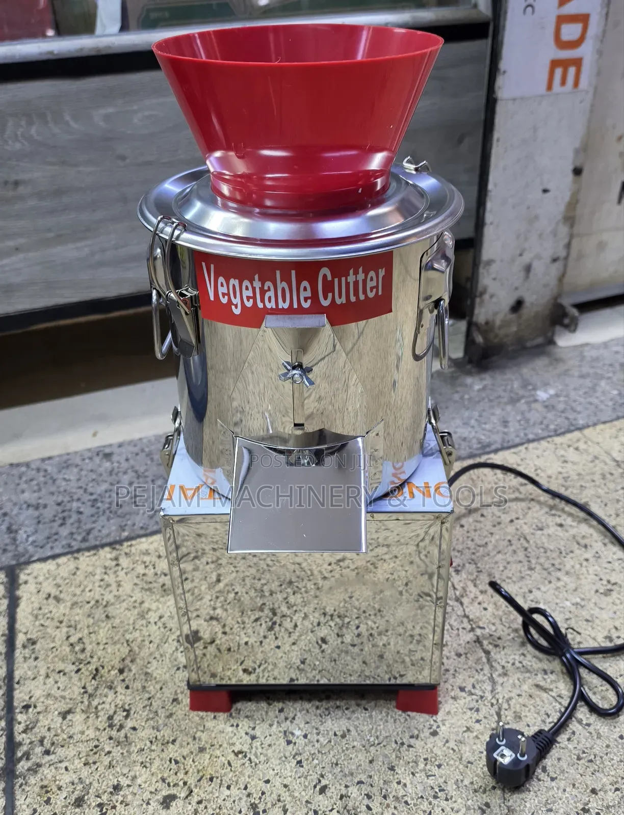 Electric Vegetable Chopper and Shredder Machine