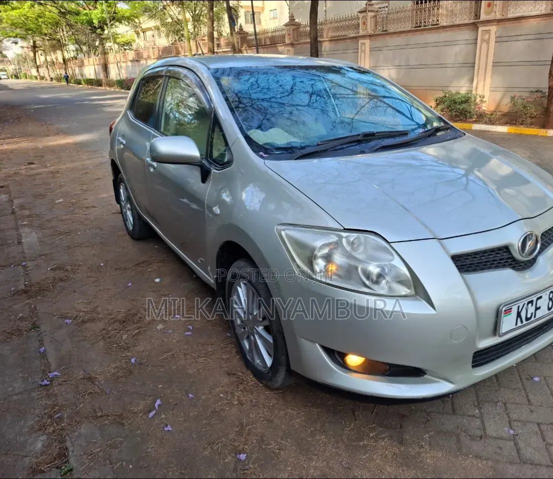 Toyota Auris 2008 Silver