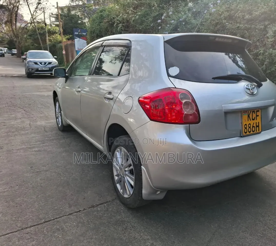 Toyota Auris 2008 Silver