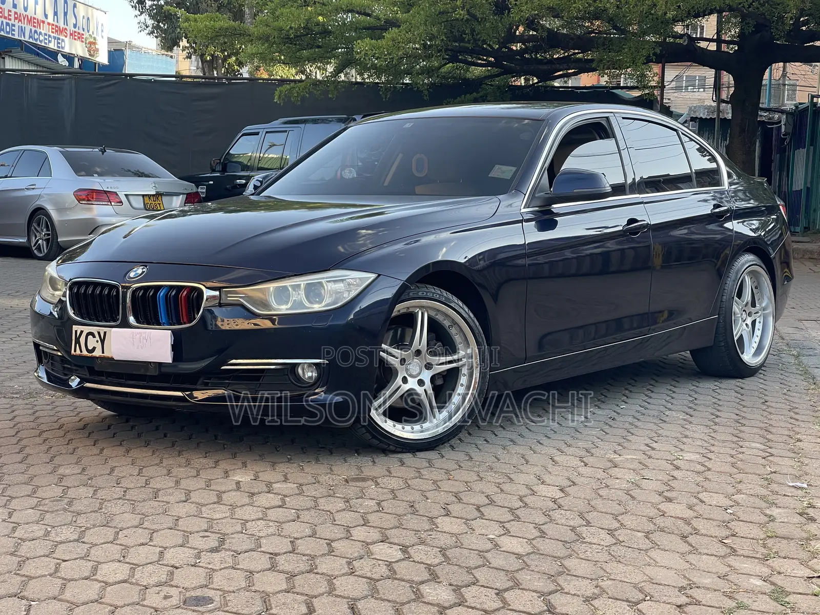 BMW 320i 2013 Blue