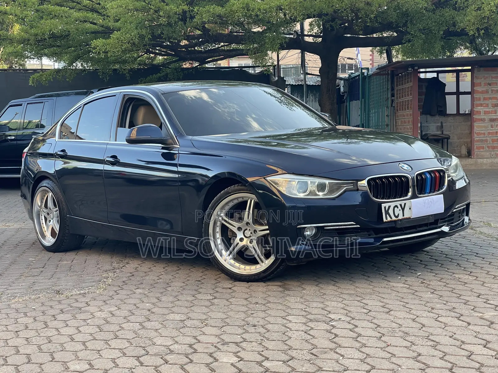 BMW 320i 2013 Blue