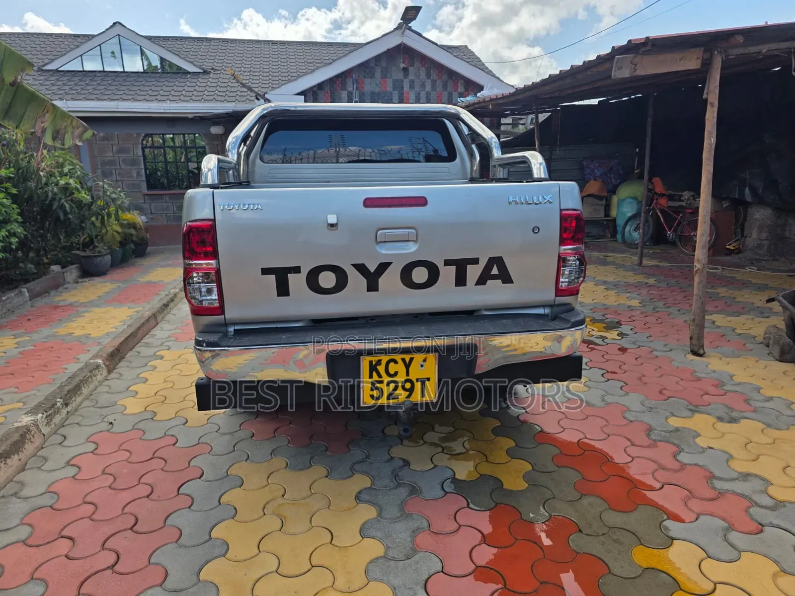 Toyota Hilux 3.0 D-4D 4x4 2013 Silver