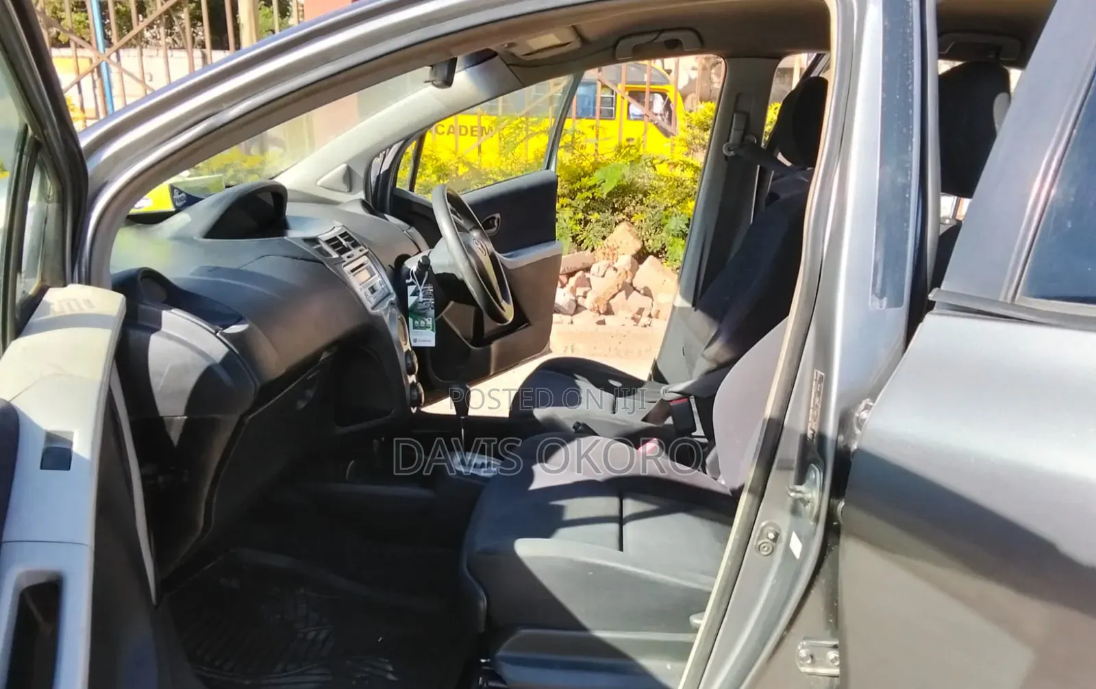 Toyota Vitz 2008 Gray