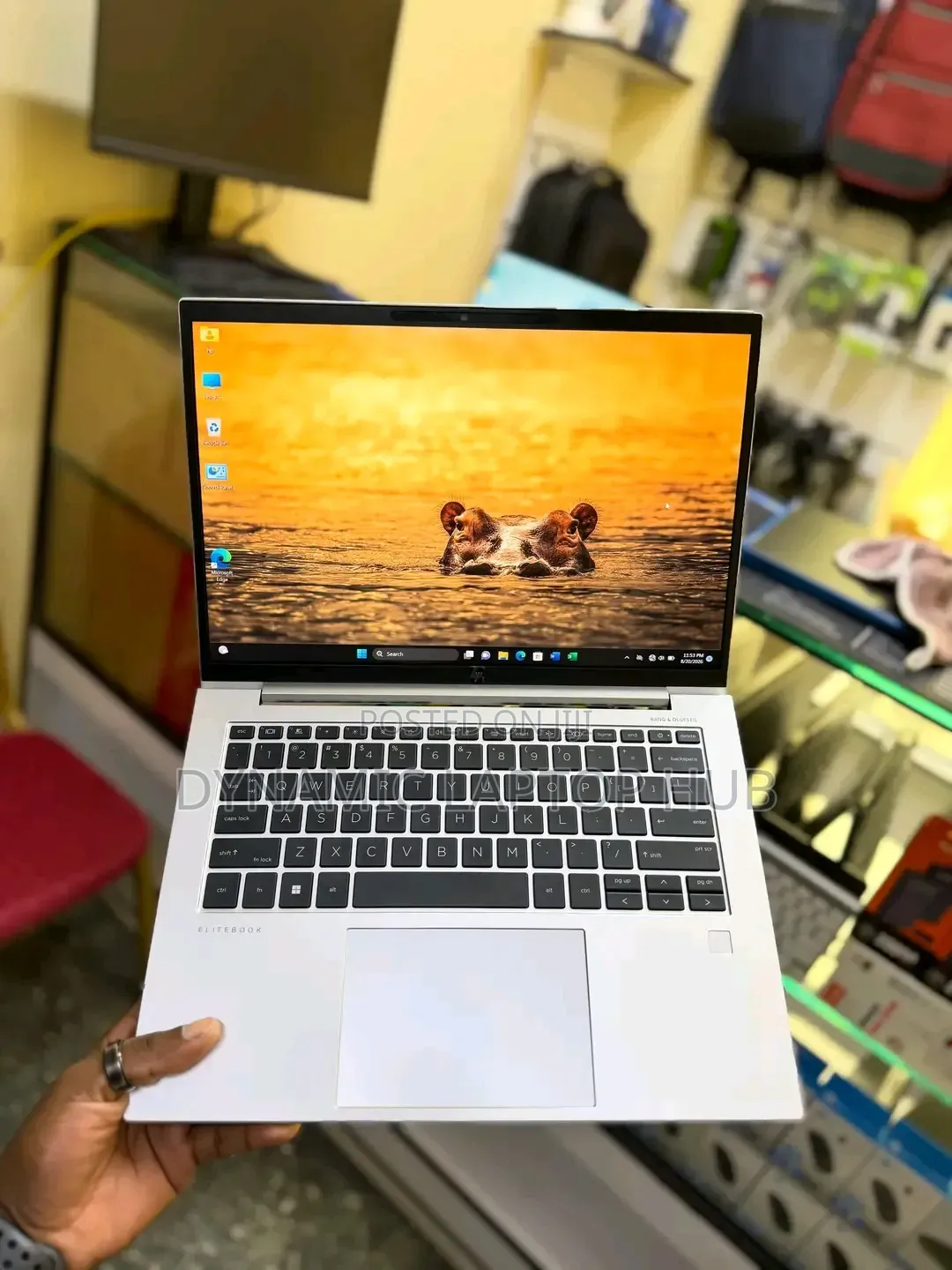 Laptop HP EliteBook 845 G10 8GB AMD Ryzen 5 SSD 256GB