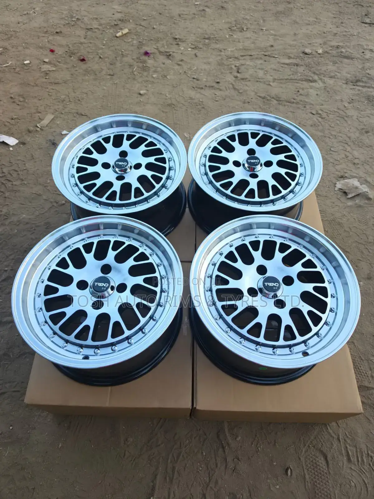 Size 15" × 4x100