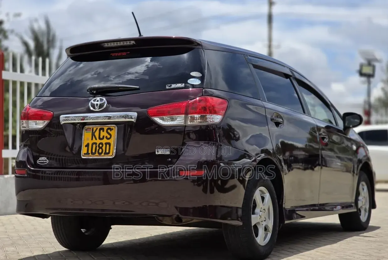 Toyota Wish 2012 Burgundy