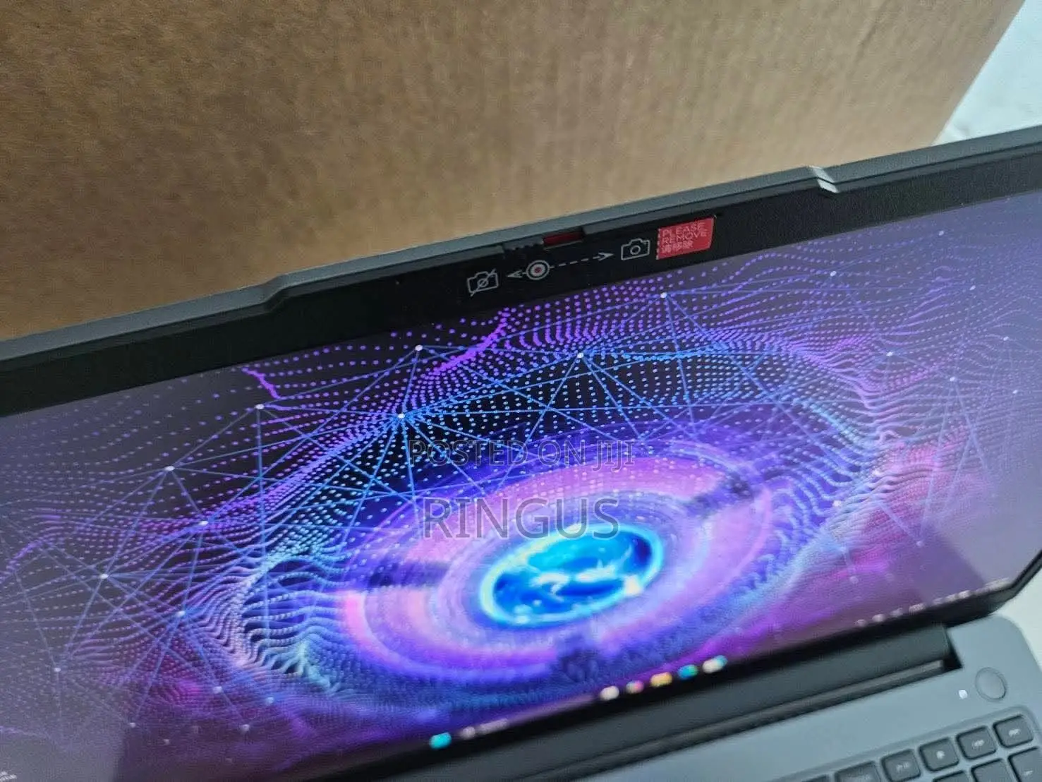 New Laptop Lenovo LOQ 15IRH8 16GB Intel Core i7 SSD 512GB