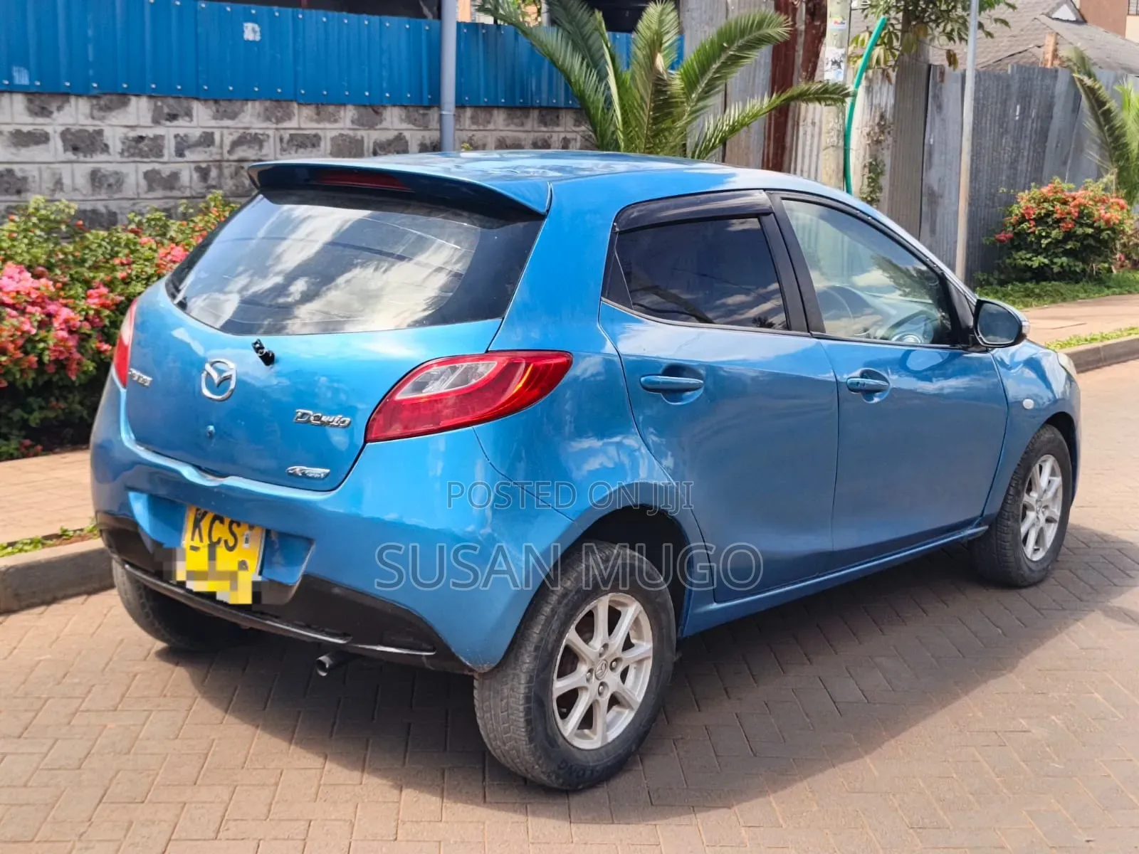 Mazda Demio 2012 Blue