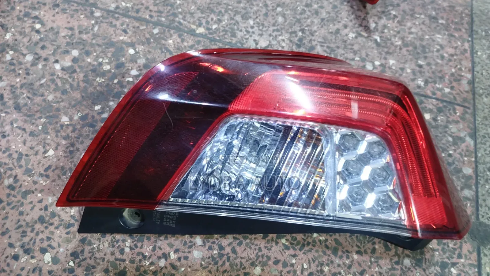 Honda Fit 2015 2016 2017 2018 Taillight