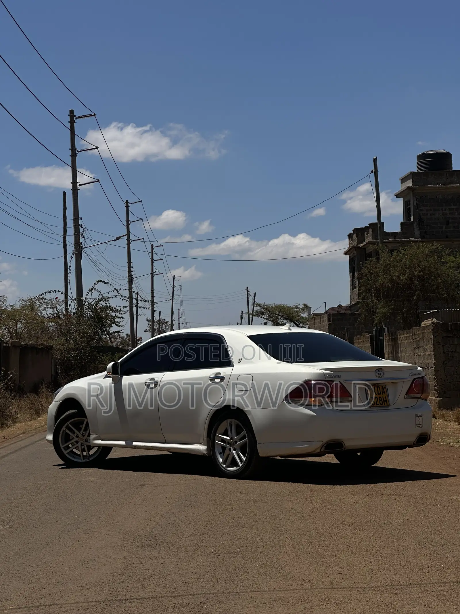 Toyota Crown 2012 White