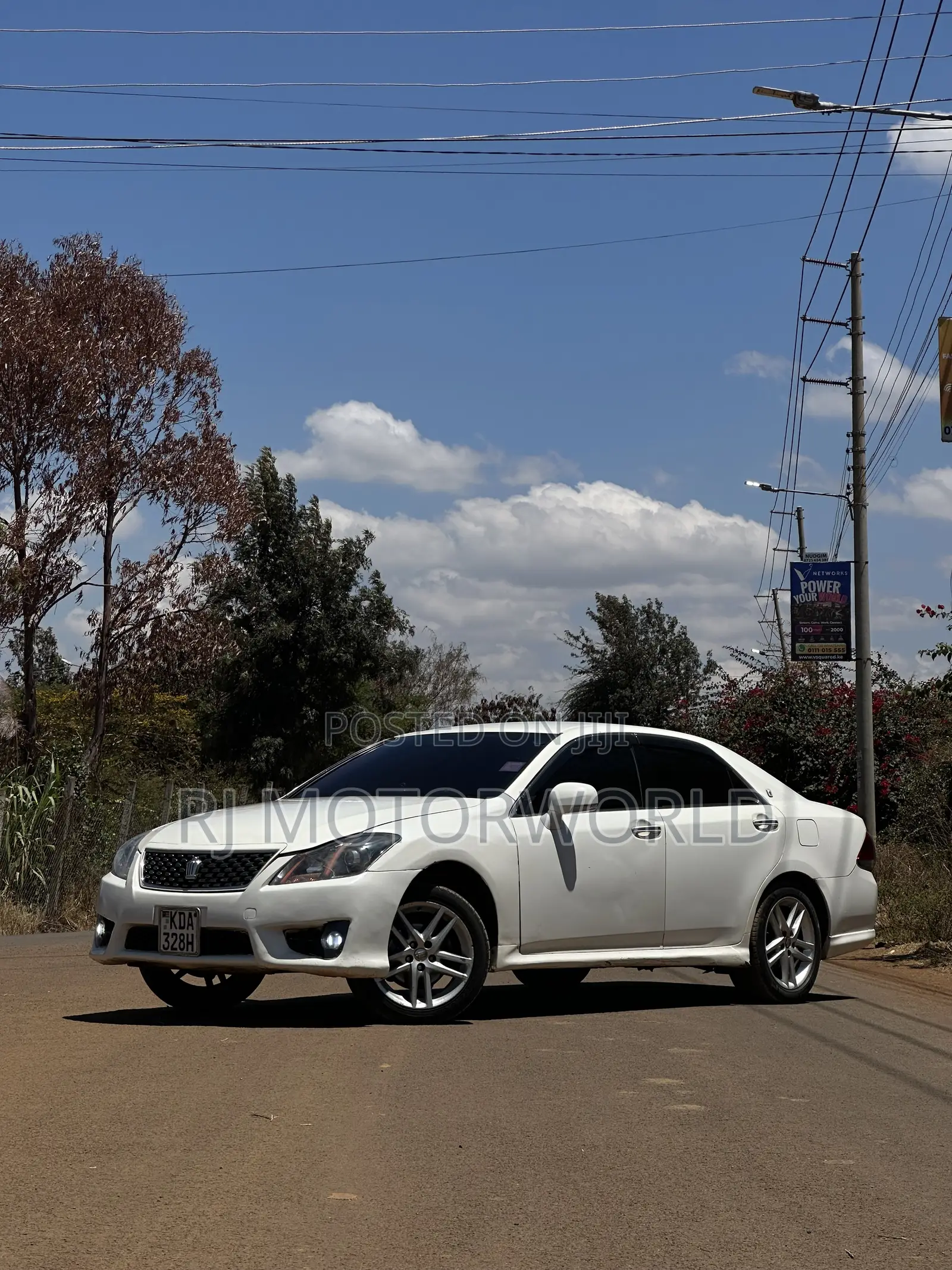 Toyota Crown 2012 White