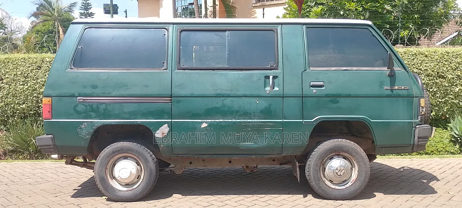 Mitsubishi Delica 1986 Green