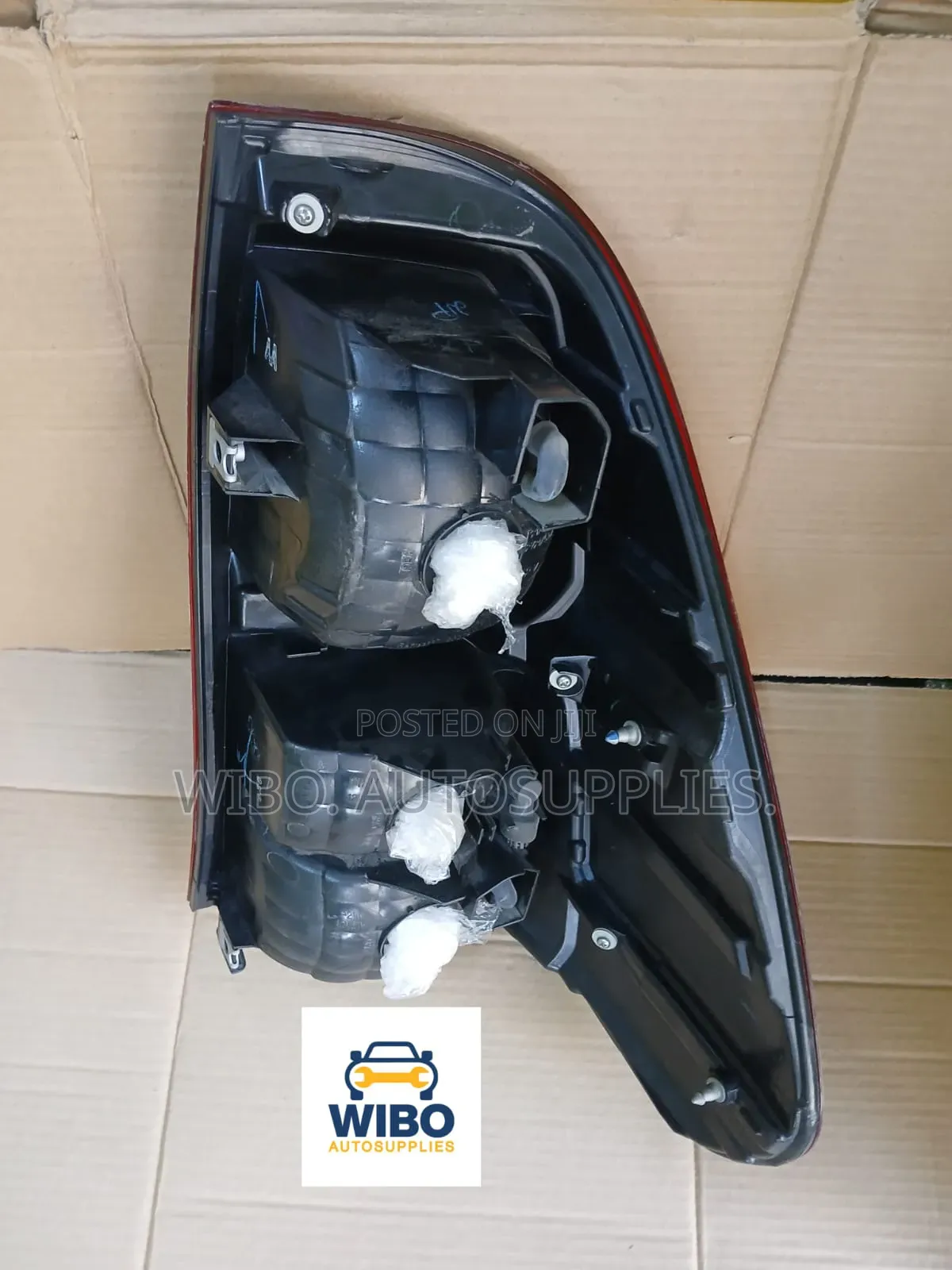 Toyota Hilux Revo Taillight