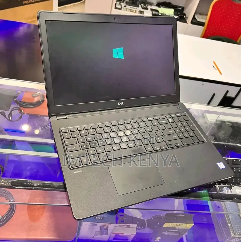Laptop Dell Latitude 3580 8GB Intel Core i5 SSD 256GB