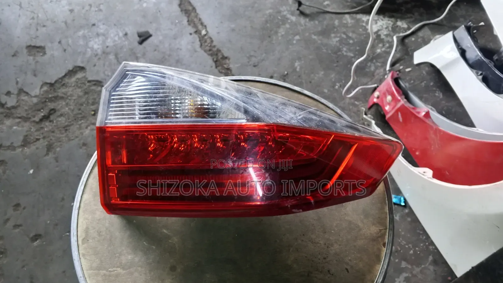 Honda Grace Tail Light