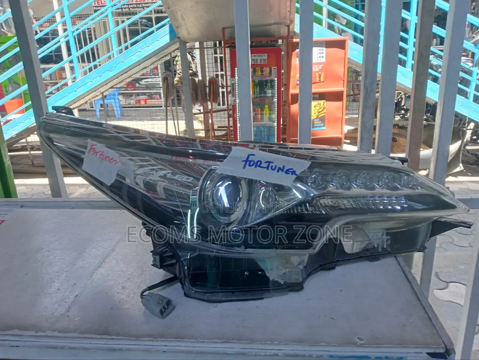 Totoa Fortuner 2018 Headlight