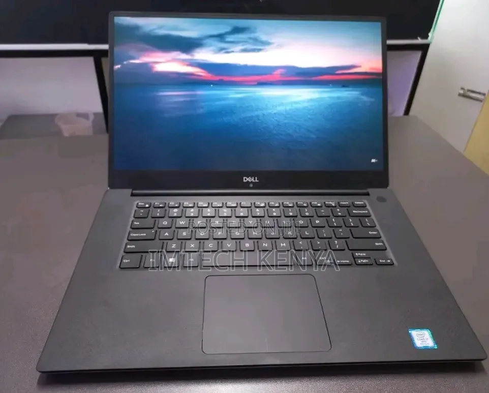 Laptop Dell Precision 5530 8GB Nvidia SSD 256GB