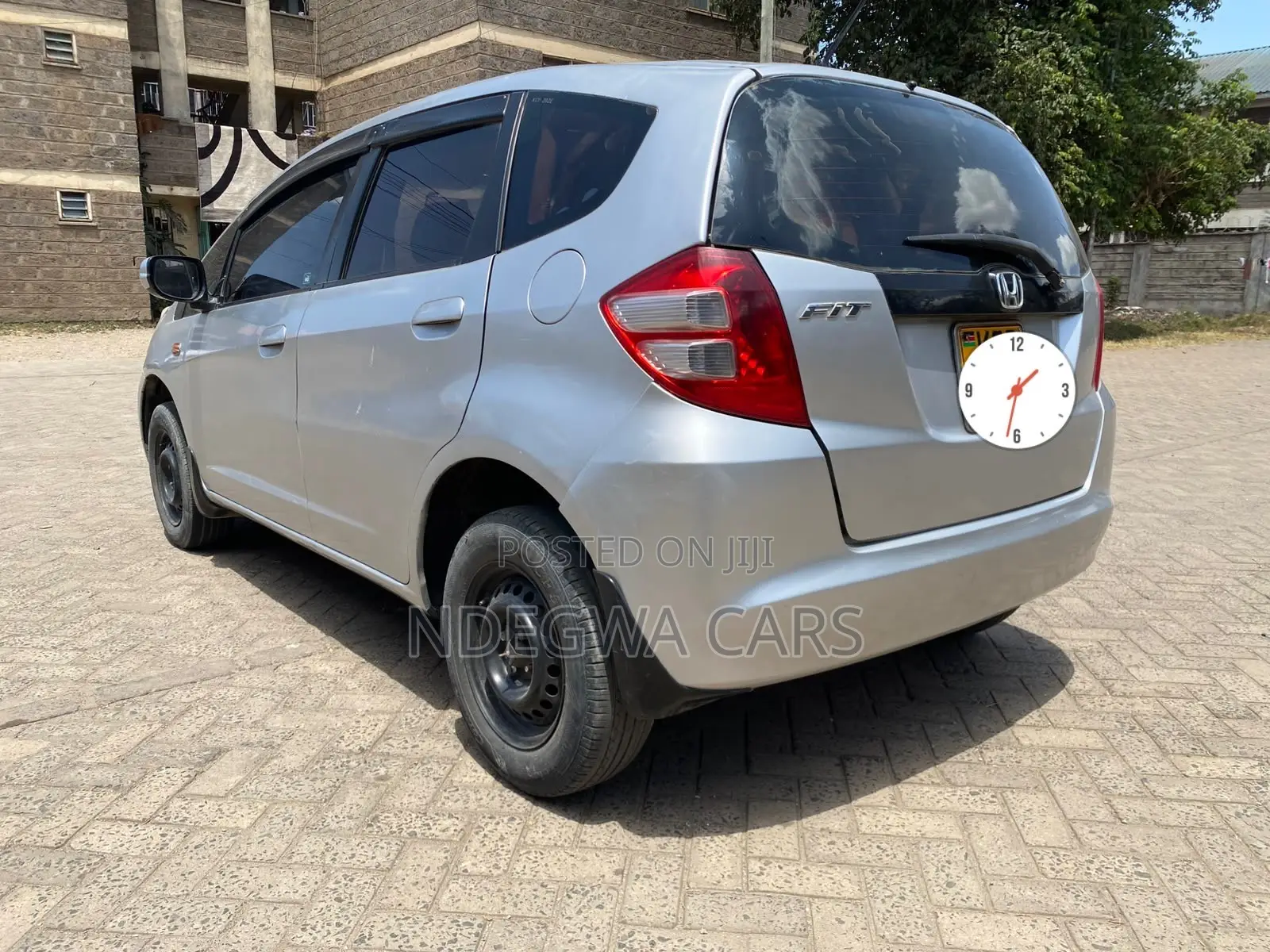 Honda Fit Automatic 2011 Silver