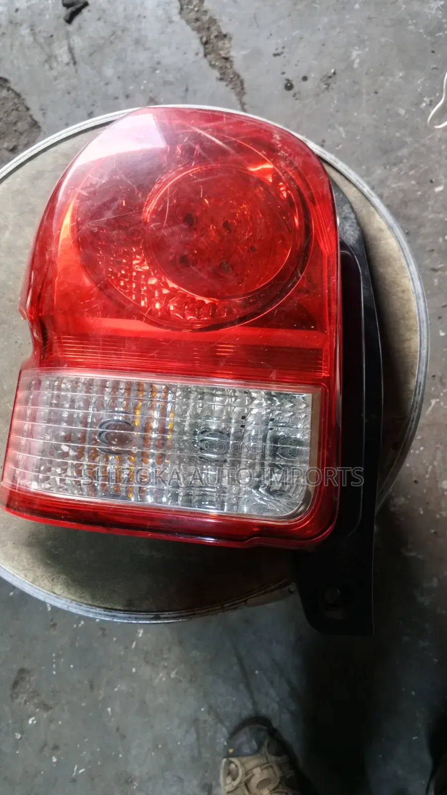 Toyota Porte Tail Light
