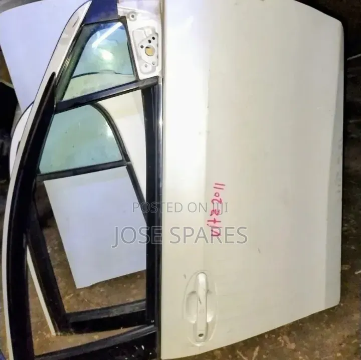 Toyota Vitz Doors