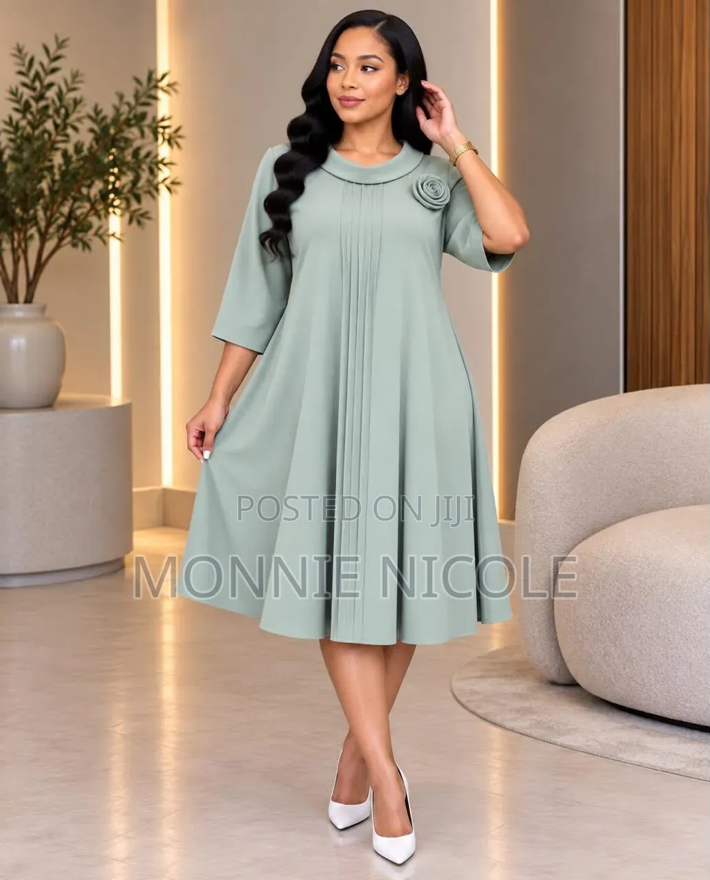 Classy Office Maternity Dress. Pregnant Friendly Office Dress
