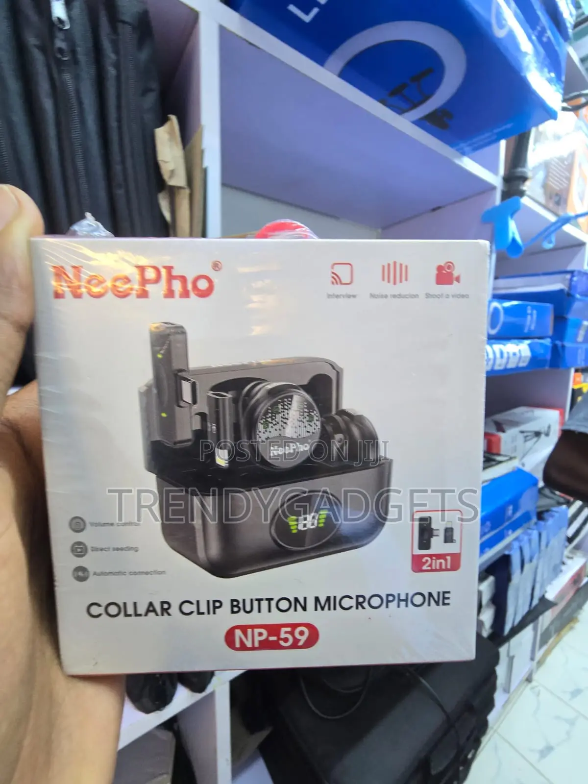 NeePho NP-59 Wireless Collar Microphone With Charging Case