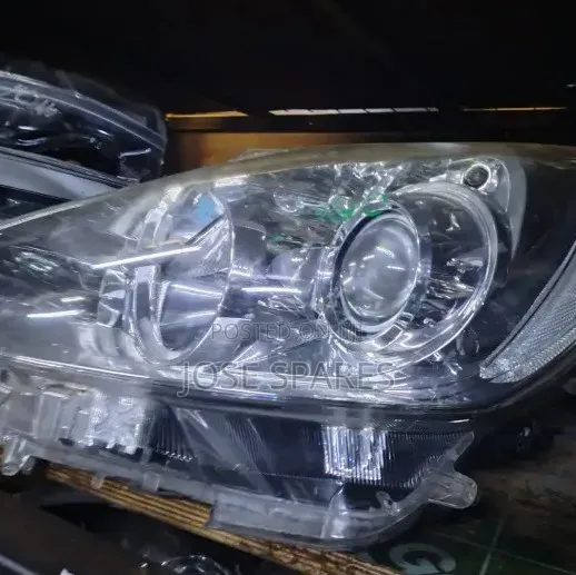 Toyota Aqua Non Xenon Headlights