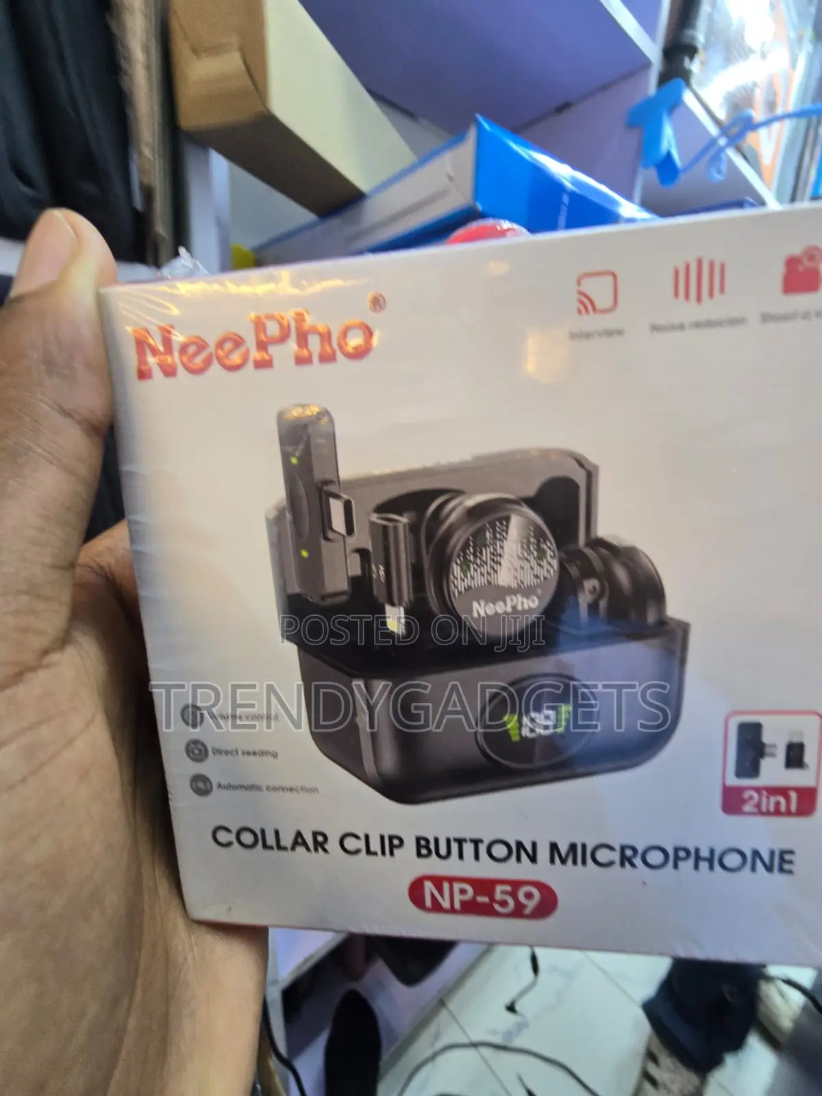 NP-59 2.4GHz Wireless Collar Mic With Digital Display Case