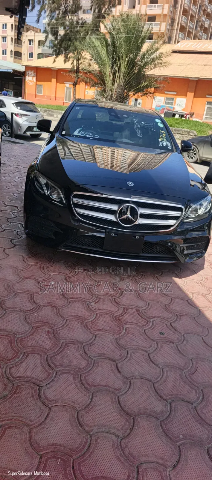 Mercedes-Benz E200 2019 Black