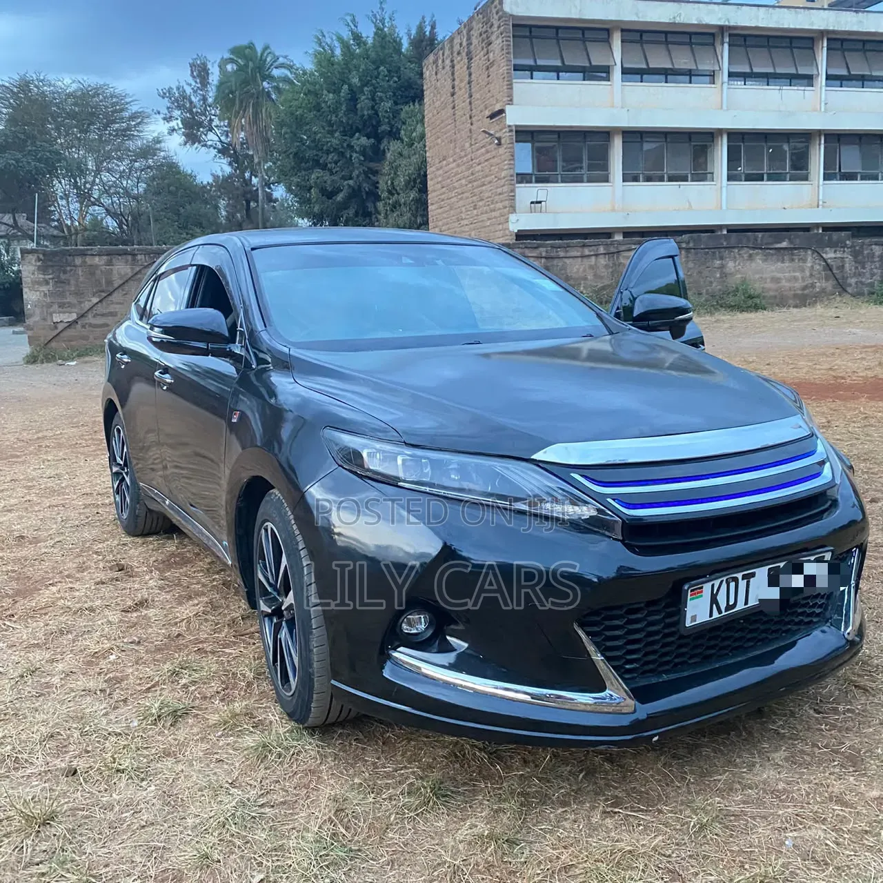 Toyota Harrier 2017 Black