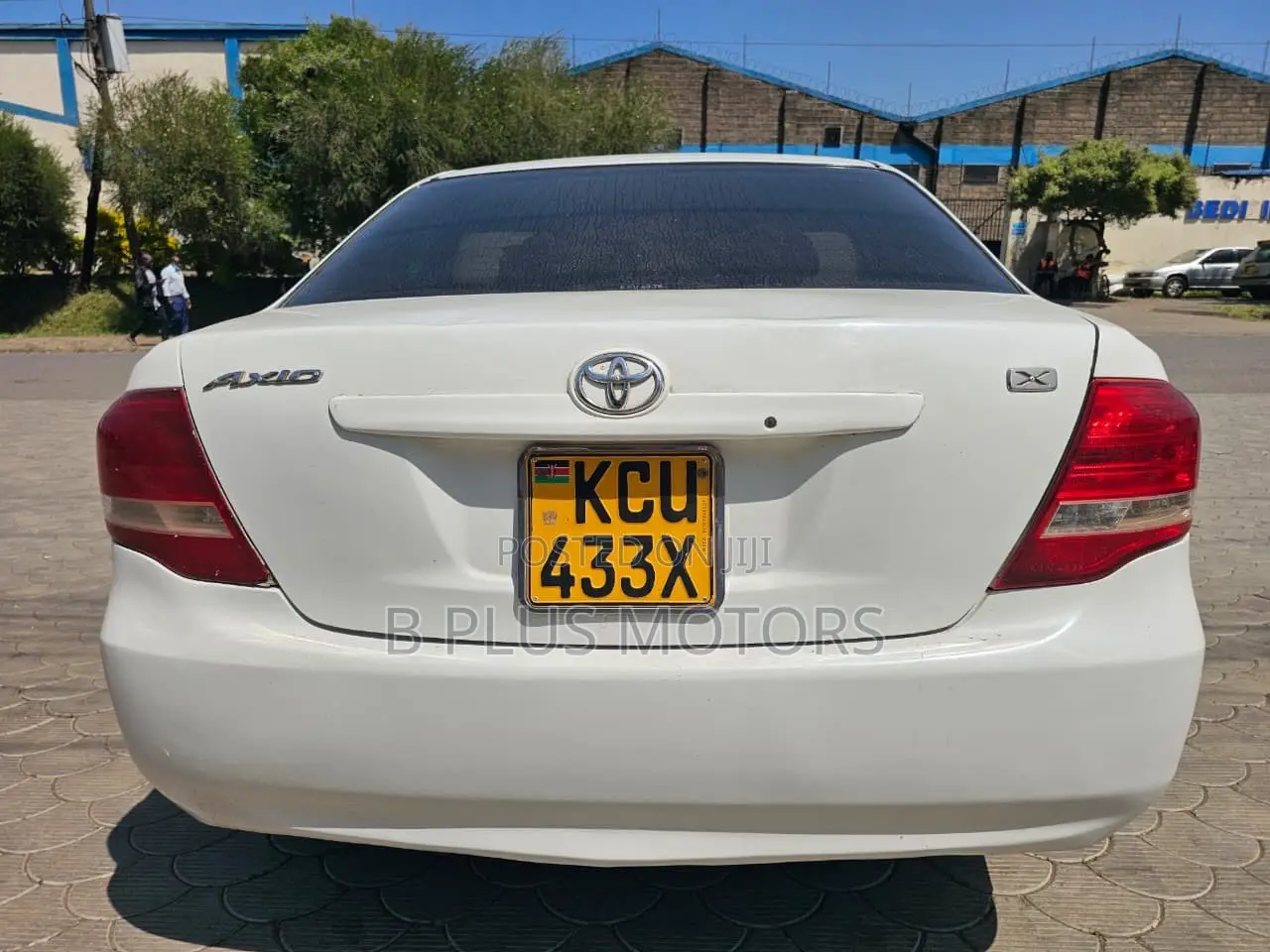 Toyota Axio 2011 White