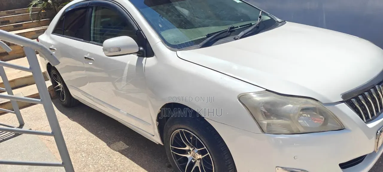 Toyota Premio 1.8 FWD 2012 White