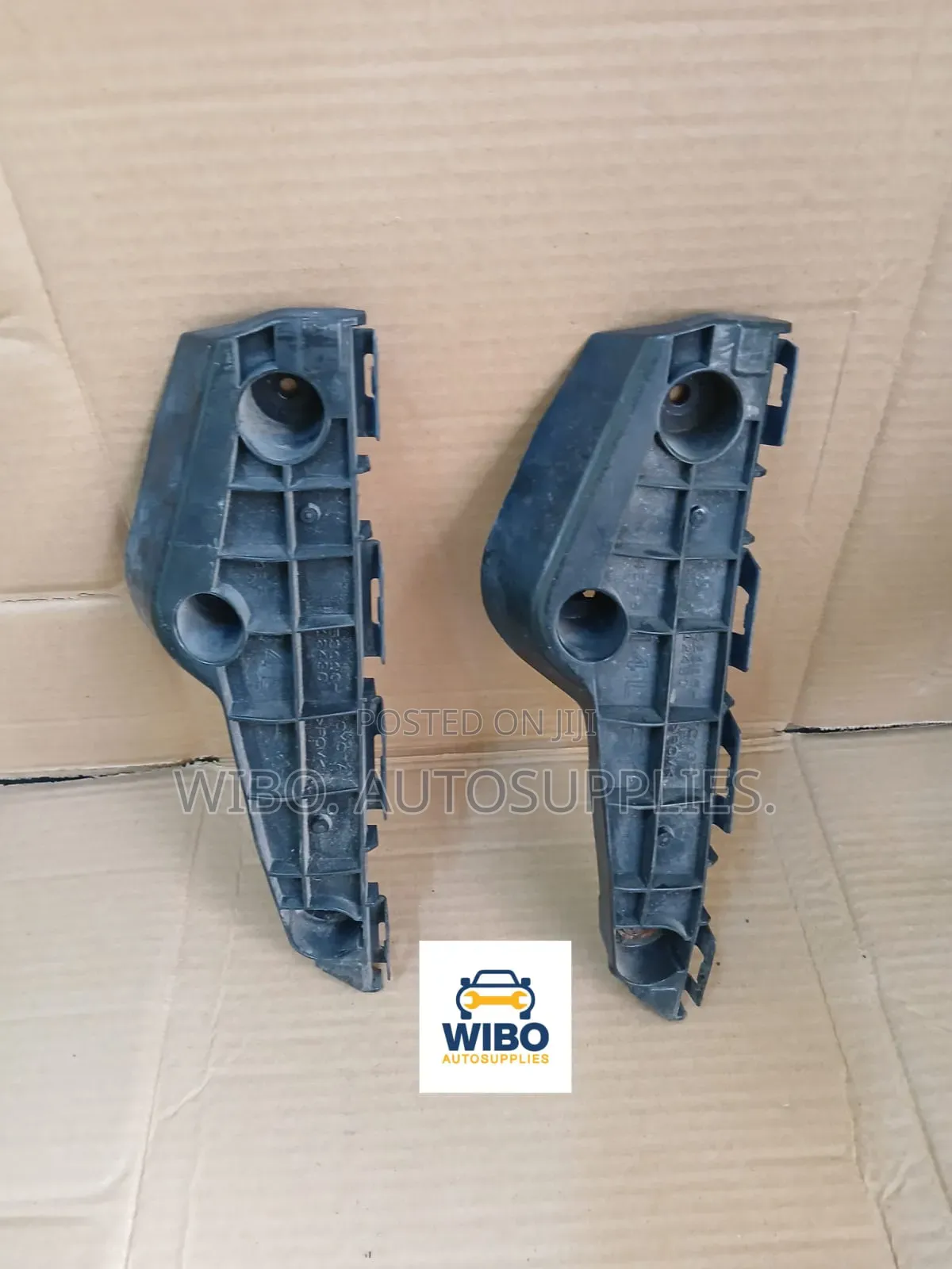 Toyota Fielder/Axio 161 2013/14 Model Front Bumper Slides.