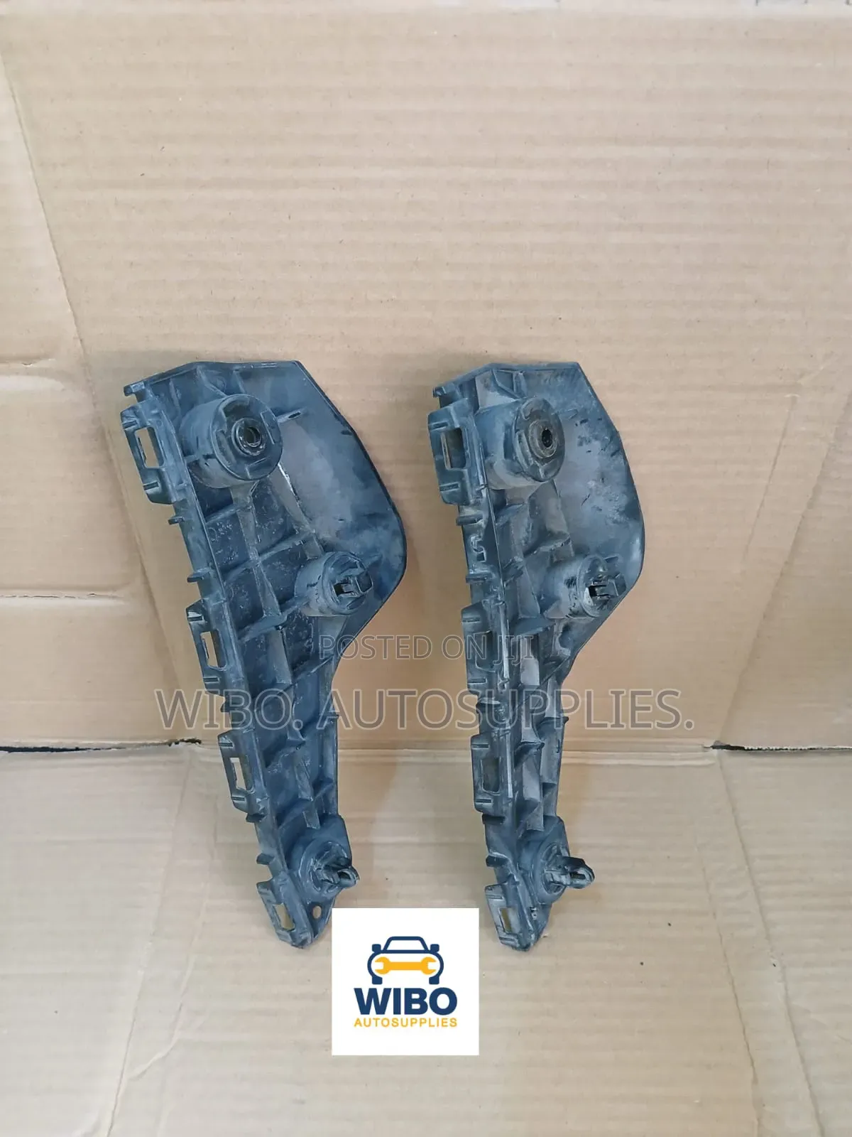 Toyota Fielder/Axio 161 2013/14 Model Front Bumper Slides.