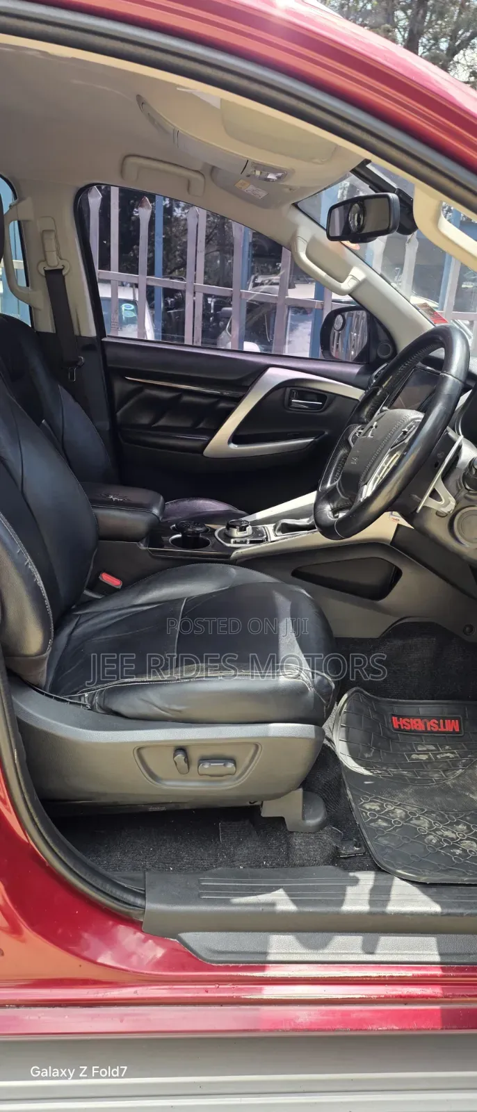 Mitsubishi Pajero Sport Exceed 2015 Burgundy